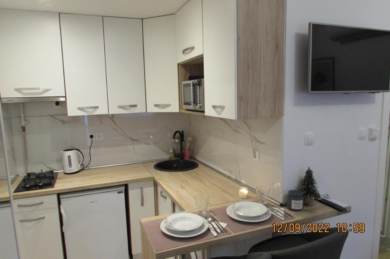 Studio Apartman Oboj Maksimir Self Check In ザグレブ エクステリア 写真